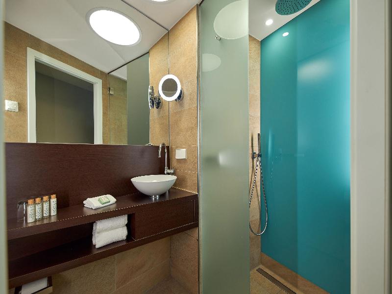 Hotel Wasserturm Cologne, Curio Collection - Oda