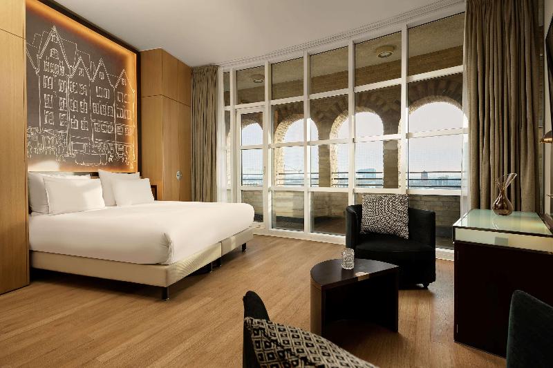 Hotel Wasserturm Cologne, Curio Collection - Oda