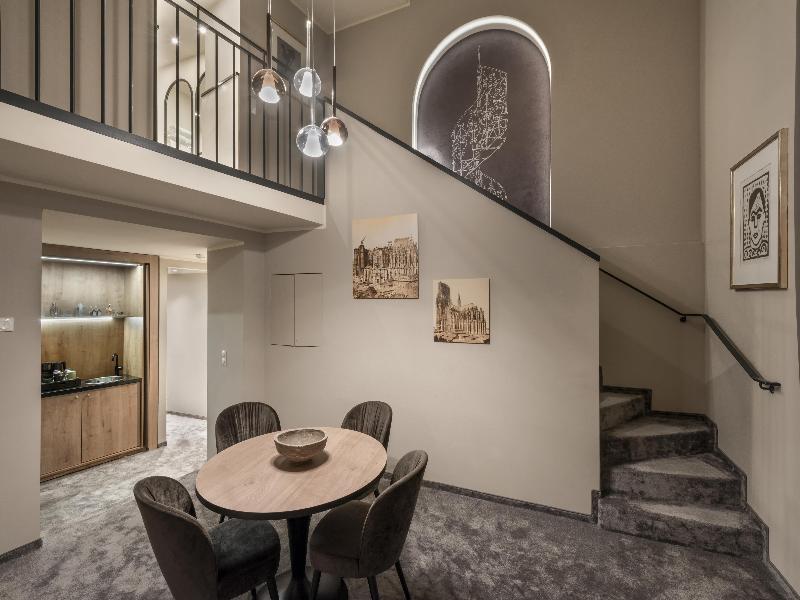 Hotel Wasserturm Cologne, Curio Collection - Oda