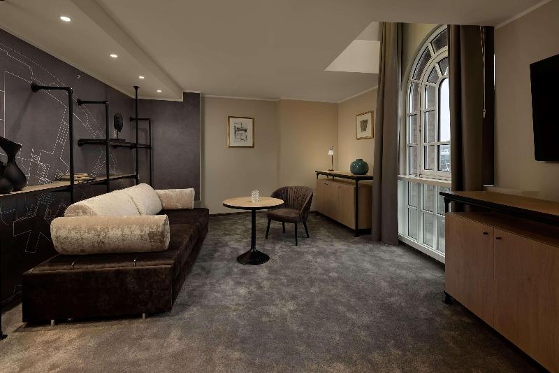 Hotel Wasserturm Cologne, Curio Collection - Oda