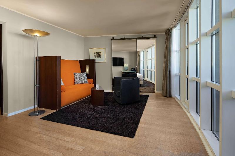 Hotel Wasserturm Cologne, Curio Collection - Oda