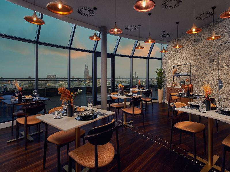 Hotel Wasserturm Cologne, Curio Collection - Restoran