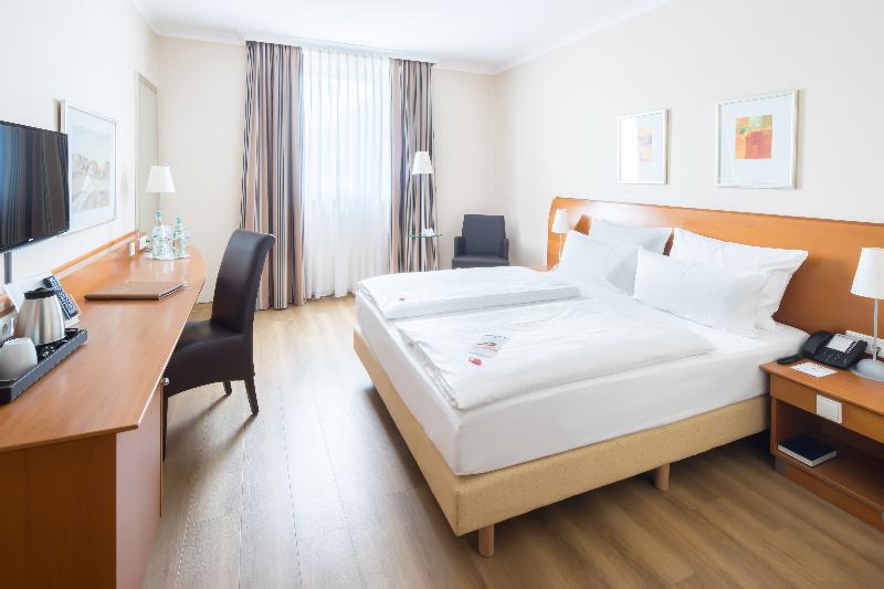 PhiLeRo Hotel Köln - Oda