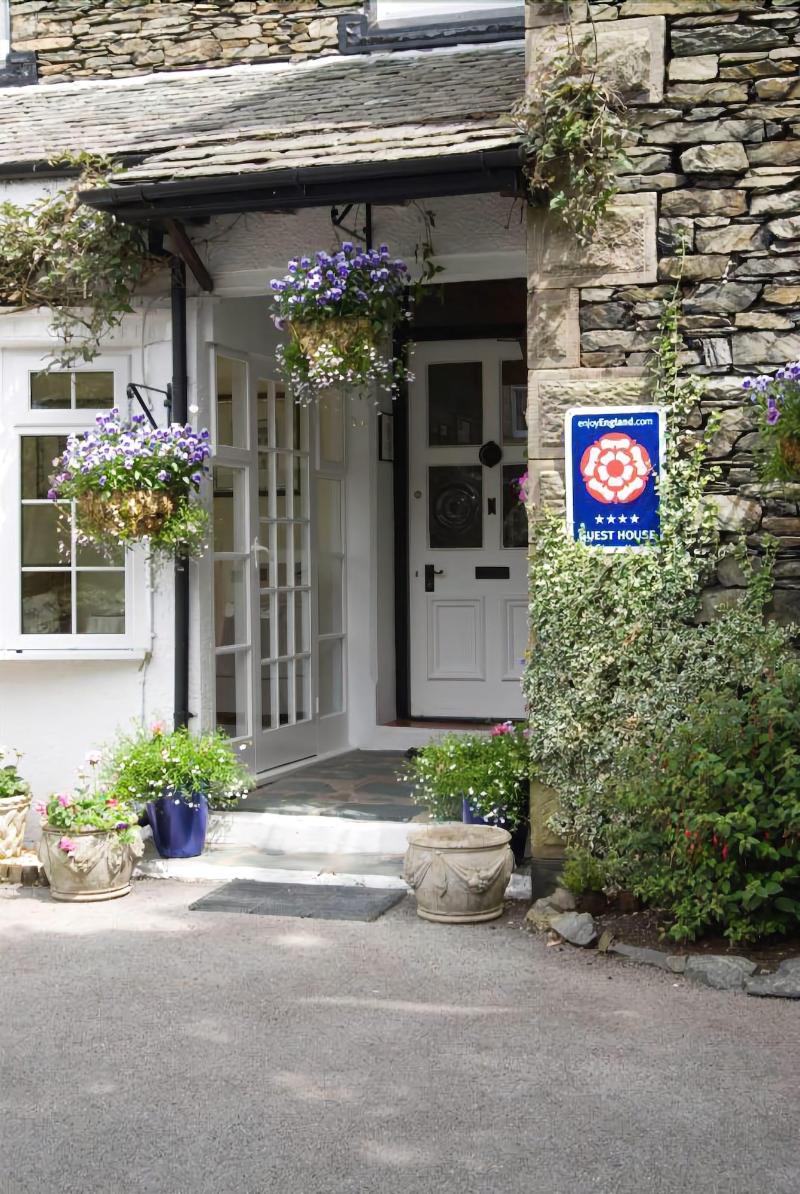 Westbourne BED AND Breakfast - Genel