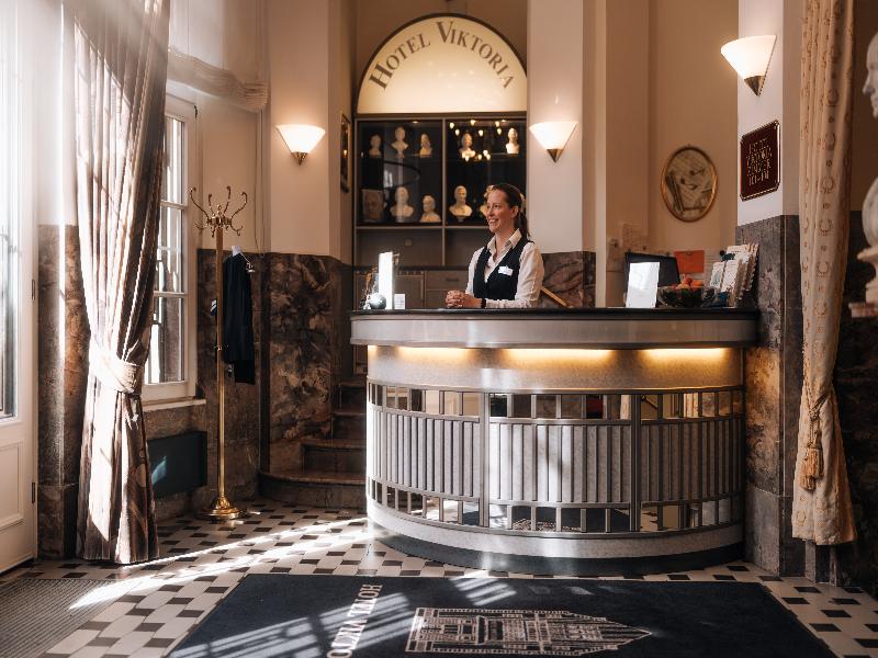 Hotel Viktoria - Lobi