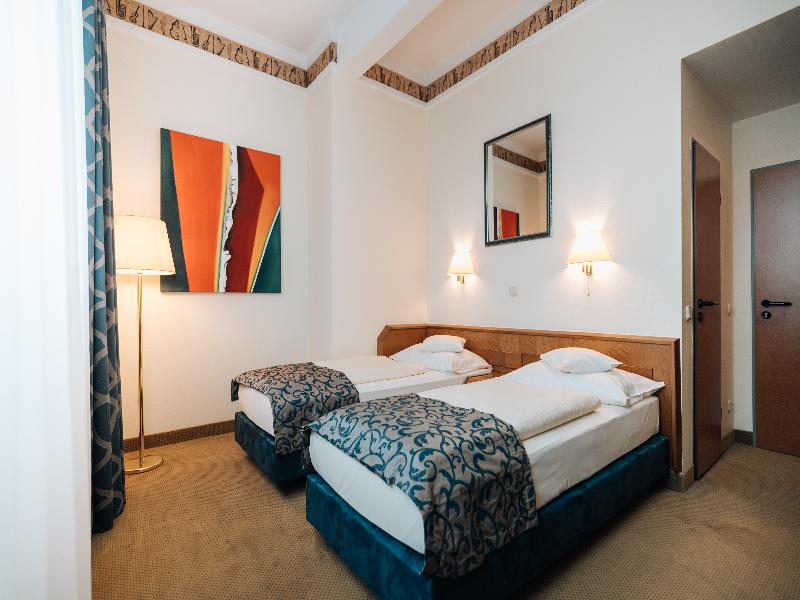 Hotel Viktoria - Oda
