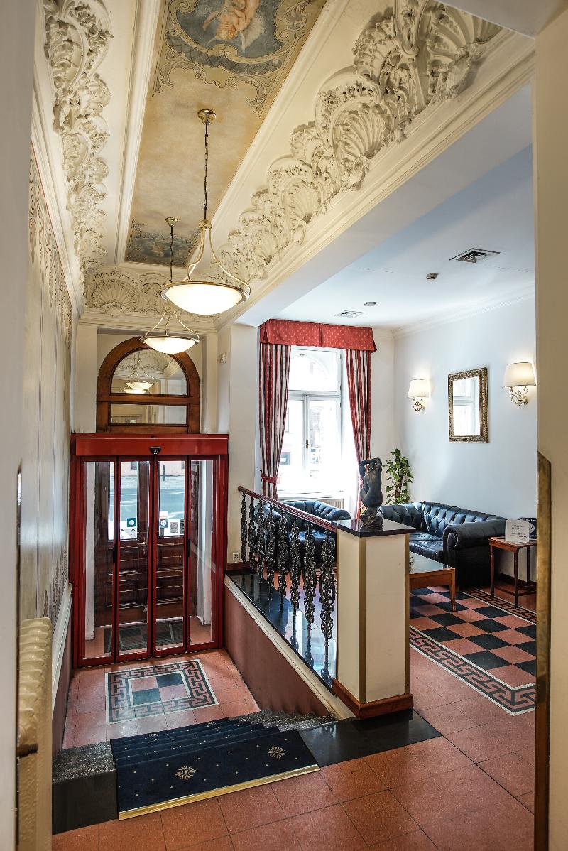 Hotel Tivoli Prague - Lobi