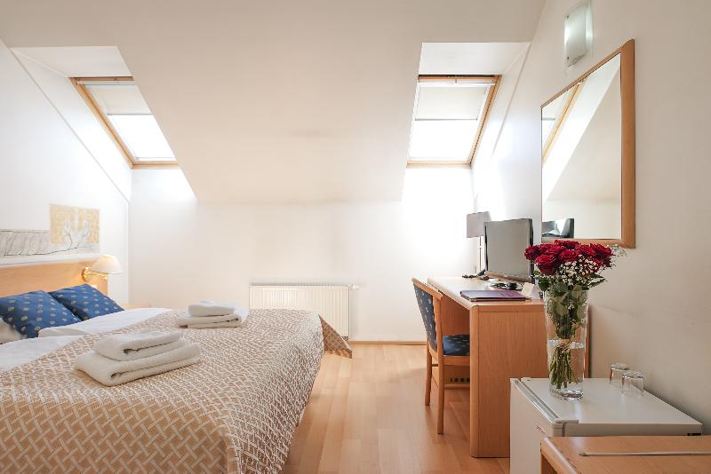 Hotel Tivoli Prague - Oda