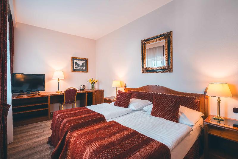 Ariston & Ariston Patio Hotel Prague - Oda