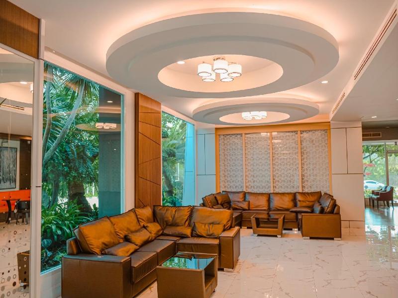 Avada Hotel - Lobi