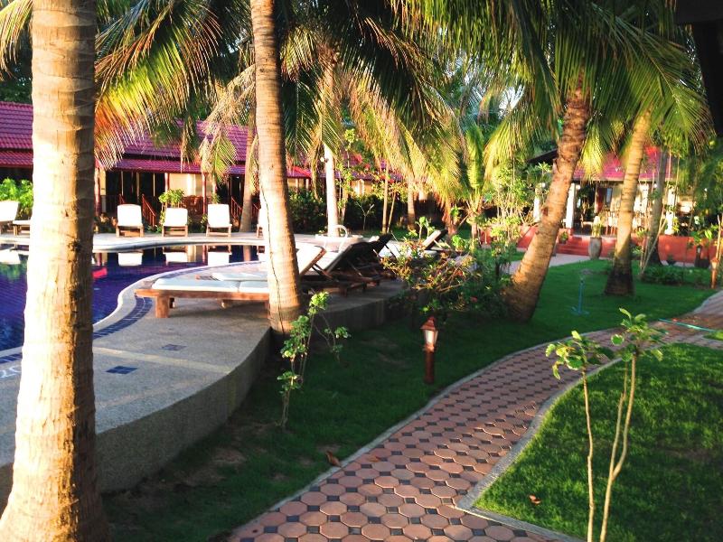 Noble House Beach Resort - Genel