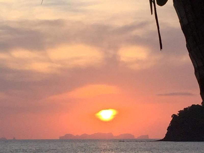 Noble House Beach Resort - Genel