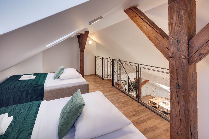 Louren Apartments - Oda