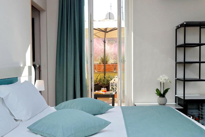 Vico Rooms And Terrace - Oda