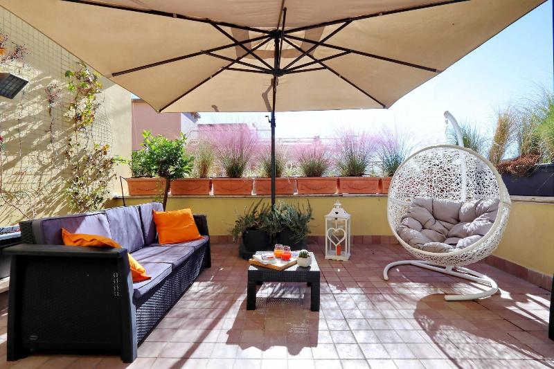 Vico Rooms And Terrace - Oda