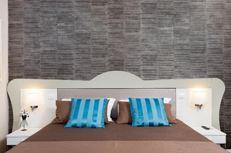 Vico Rooms And Terrace - Oda