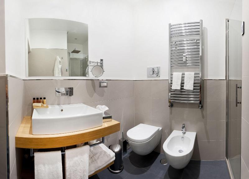 Vico Rooms And Terrace - Oda