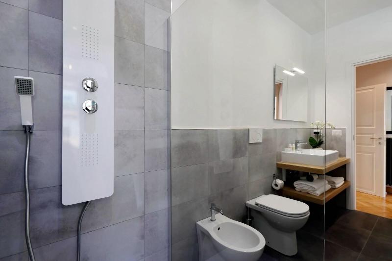 Vico Rooms And Terrace - Oda