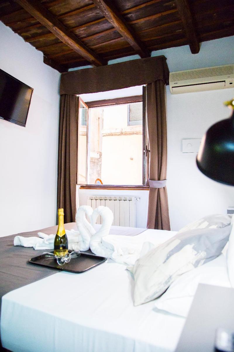 Do Do Navona Suites - Oda