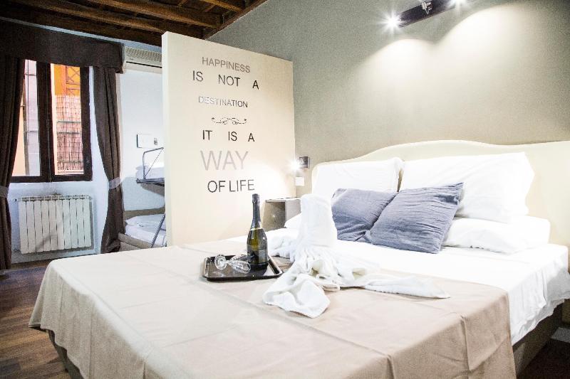 Do Do Navona Suites - Oda