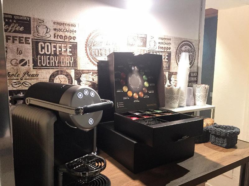 Do Do Navona Suites - Restoran