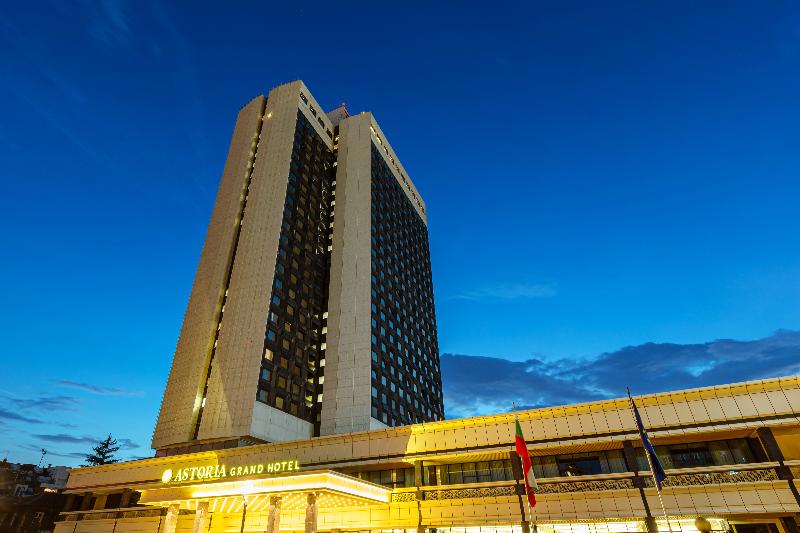Astoria Grand Hotel - Genel