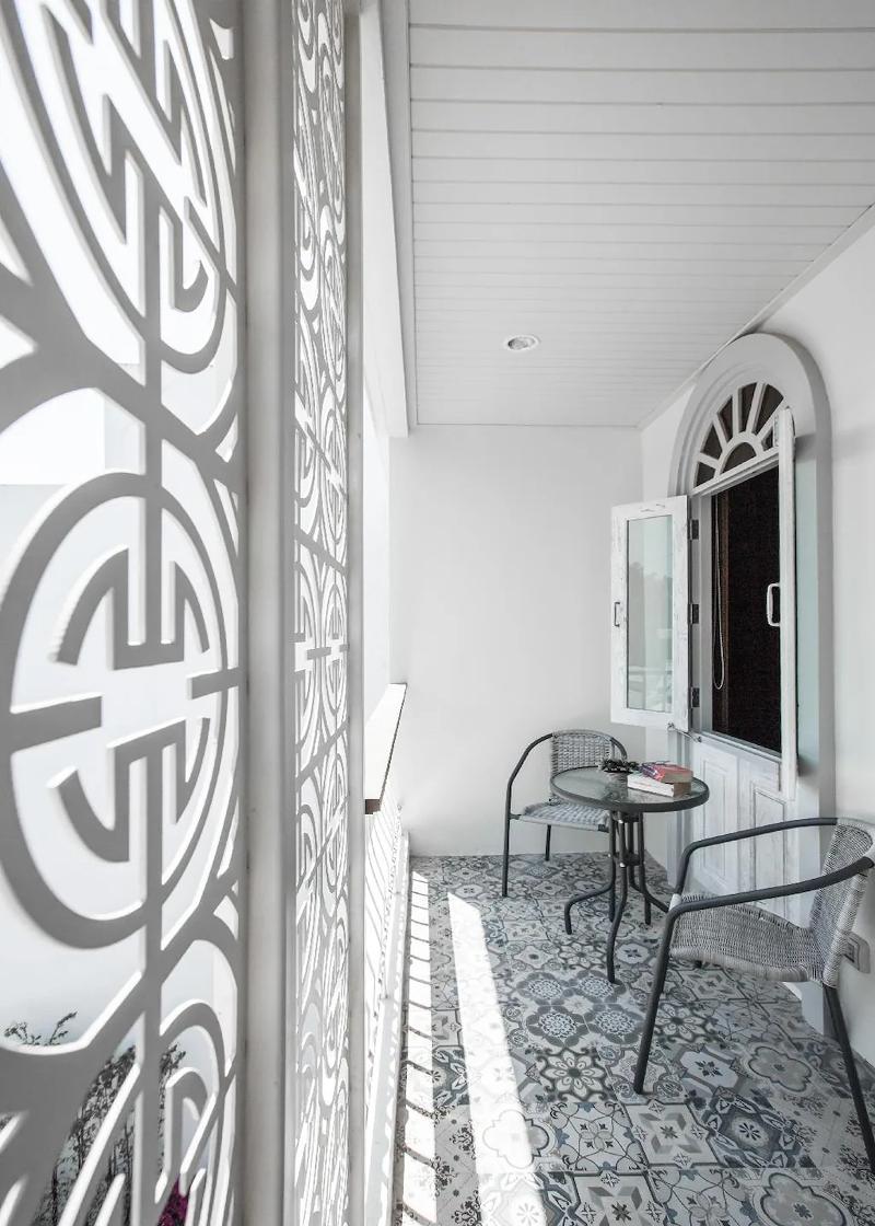 Number 4 Apartment - Oda