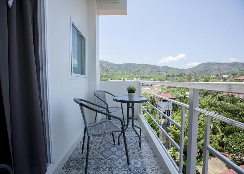 Number 4 Apartment - Oda
