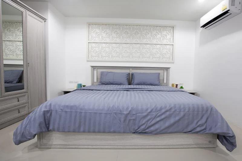 Number 4 Apartment - Oda