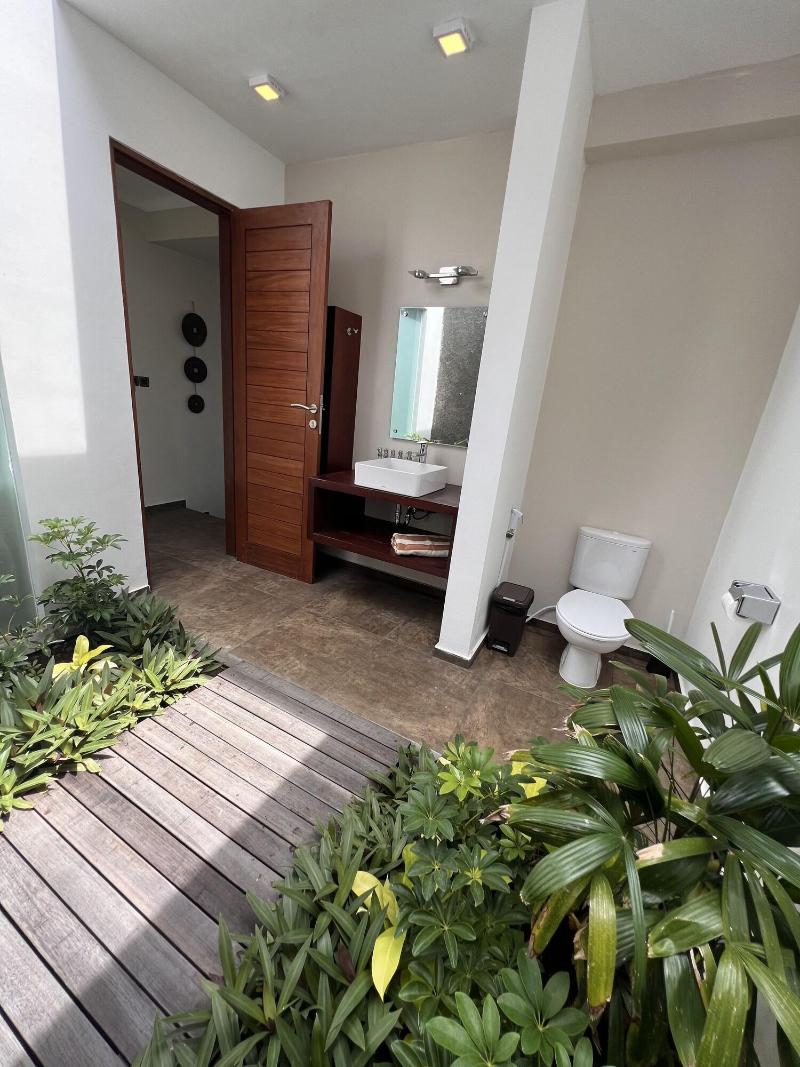 Relax Bali Beach Front Dive Spa Resort - Oda