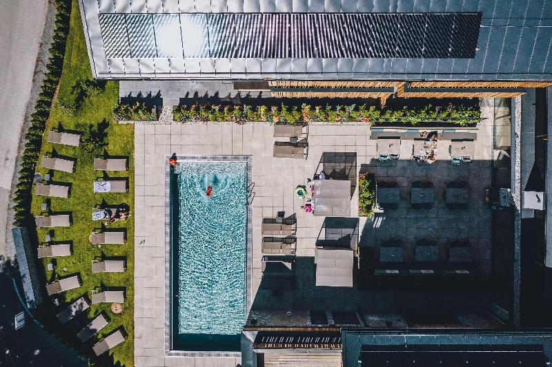 Elements Resort Zell am See - Havuz