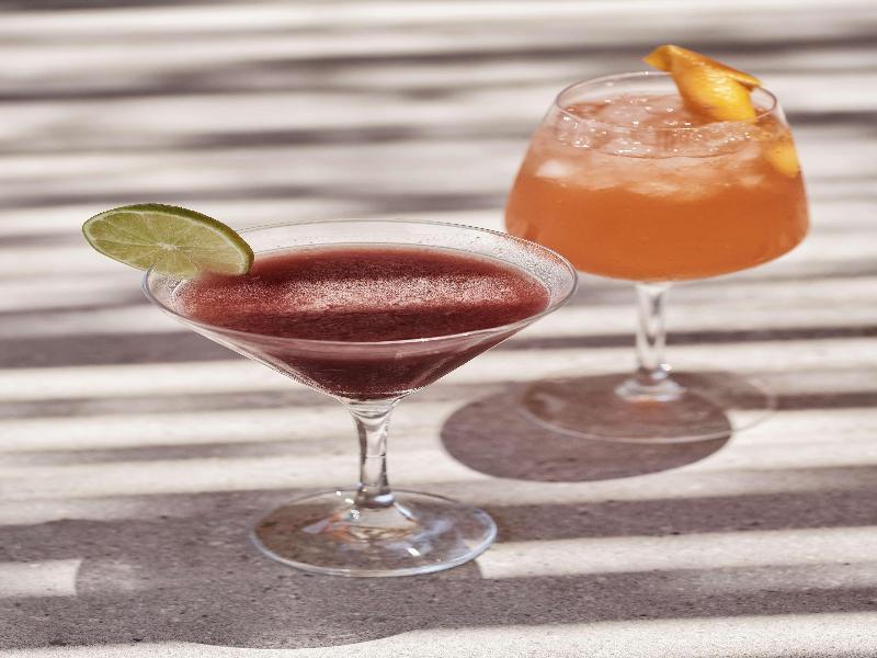 Radisson Blu Euphoria Resort - Bar