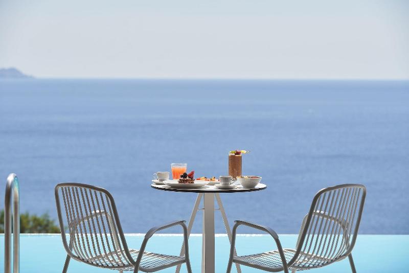 Radisson Blu Euphoria Resort - Oda