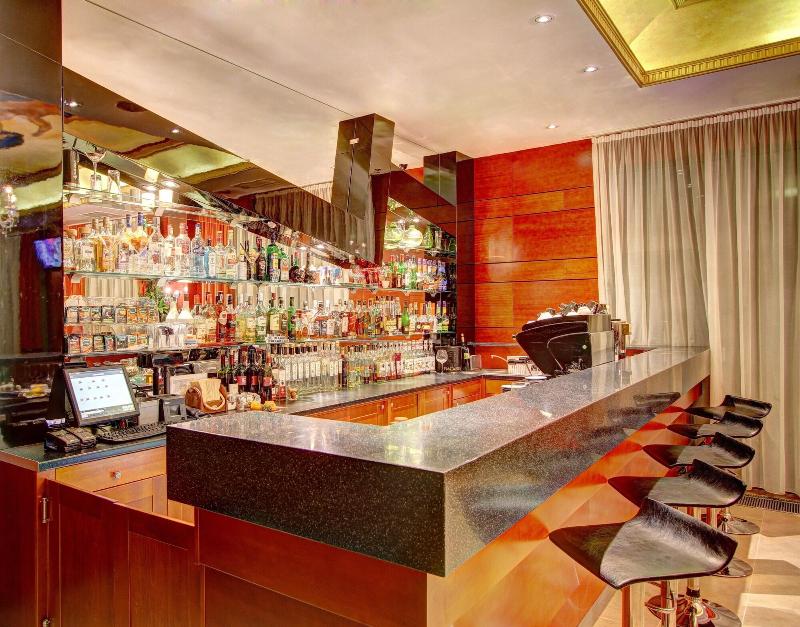 Divinus - Bar
