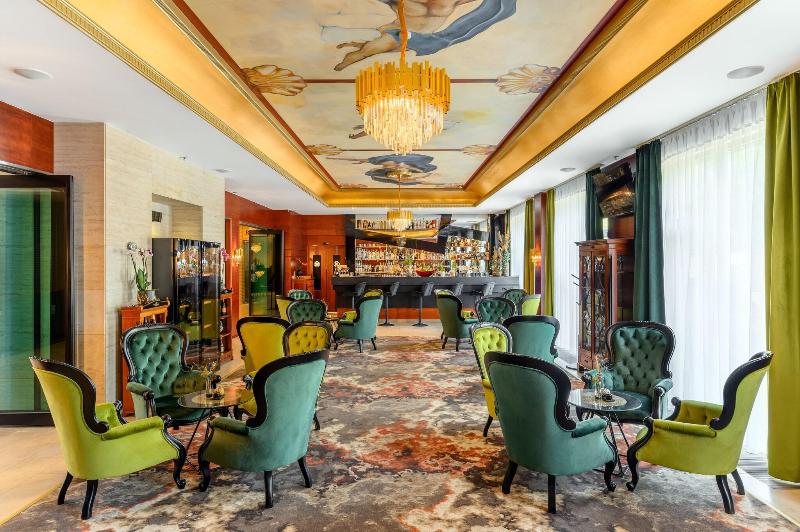 Divinus - Bar