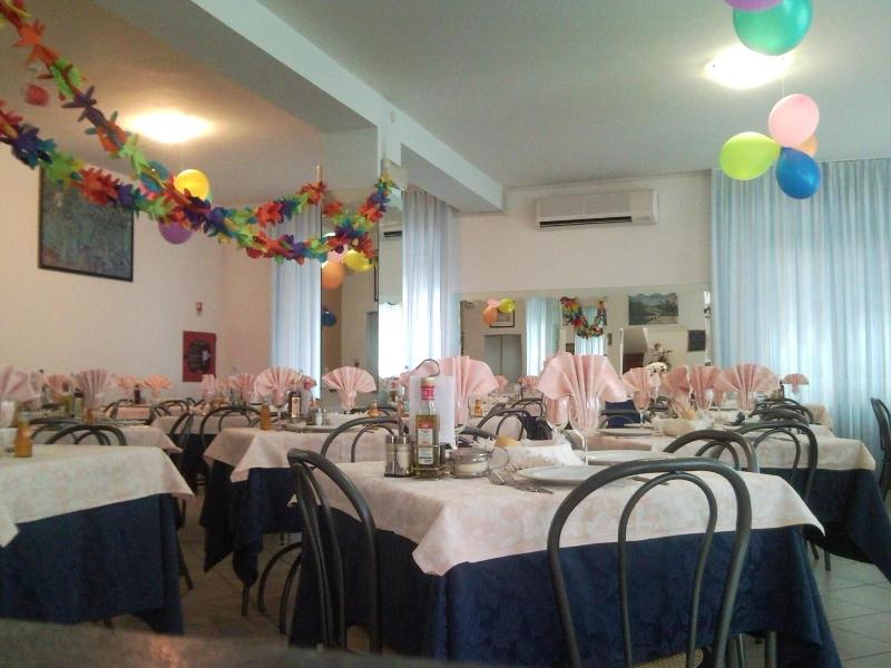 TRINIDAD - Restoran