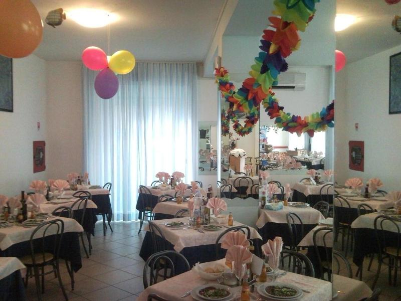 TRINIDAD - Restoran