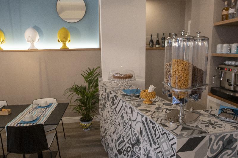 Luxmari Hotel and Spa - Lobi