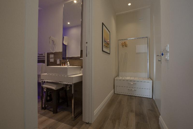 Luxmari Hotel and Spa - Oda