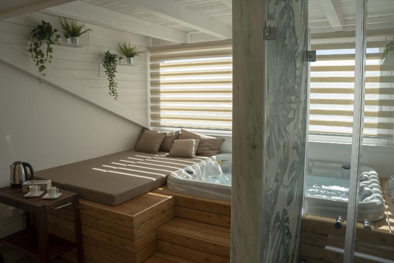 Luxmari Hotel and Spa - Havuz