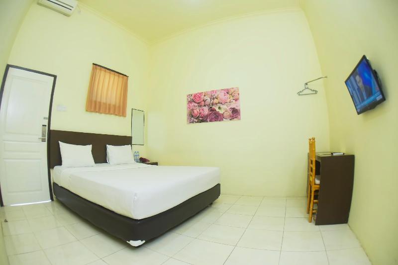 Mahkota Hotel Genteng - Oda
