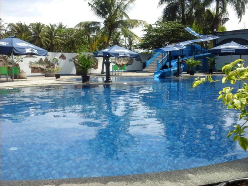 Mahkota Hotel Genteng - Havuz