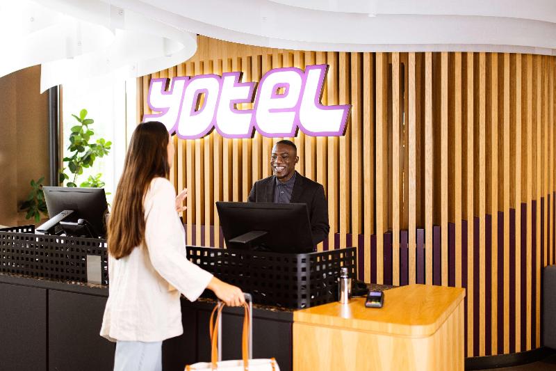 Yotel Amsterdam - Lobi