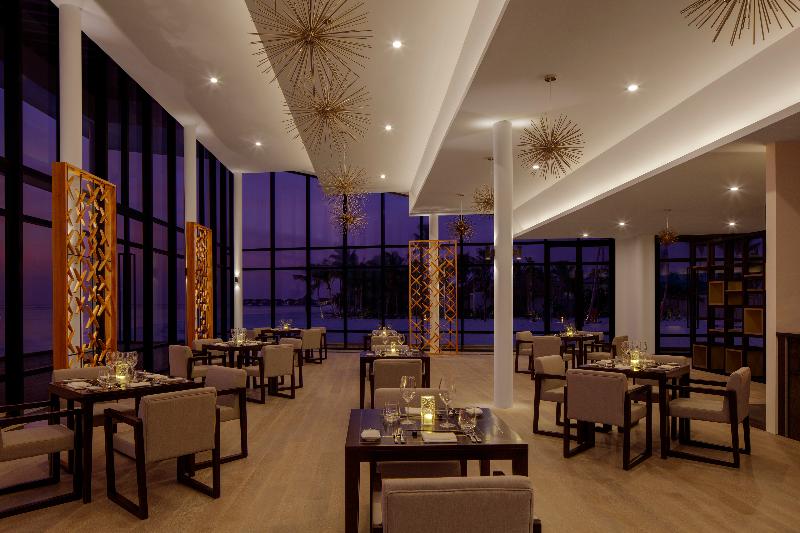 Radisson Blu Resort Maldives - Restoran