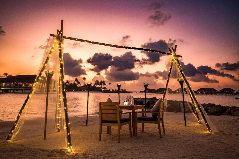 Radisson Blu Resort Maldives - Restoran