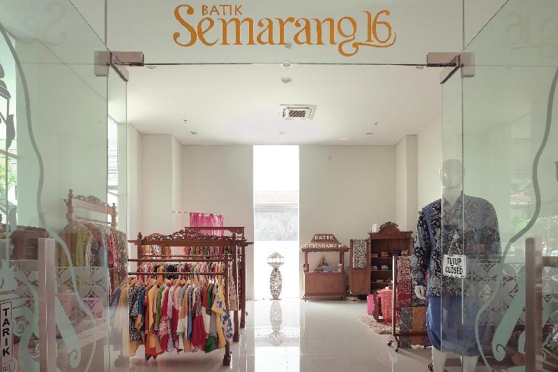 Horison Nindya Semarang - Lobi