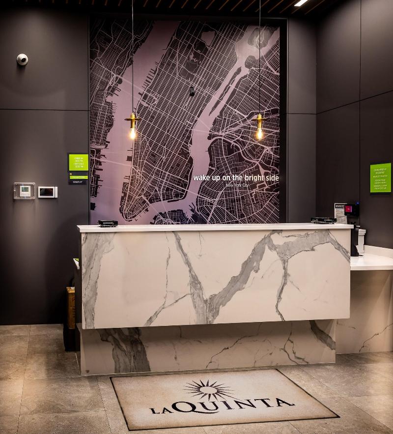 La Quinta Inn and Suites Times Square South - Lobi