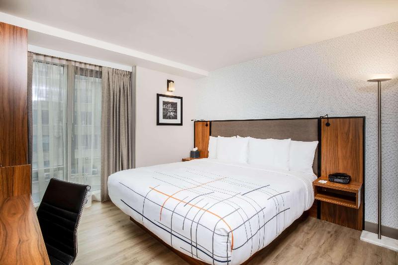 La Quinta Inn and Suites Times Square South - Oda