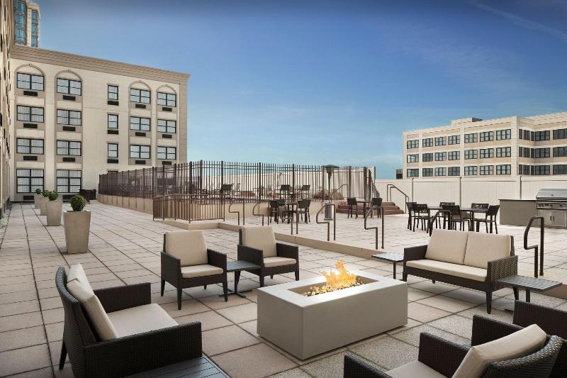 Residence Inn New Rochelle - Havuz