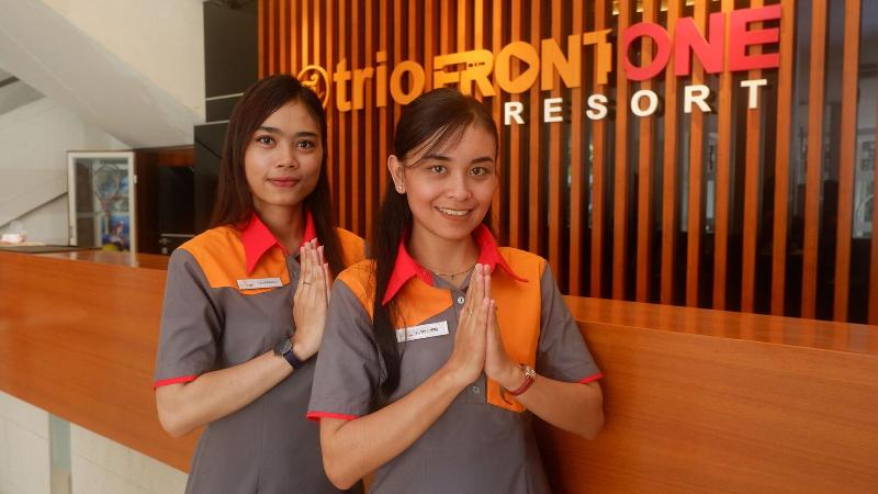 Front One Resort Magelang - Lobi